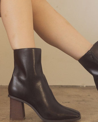 OASIS SOCIETY Vera - Square Toe Ankle Boots