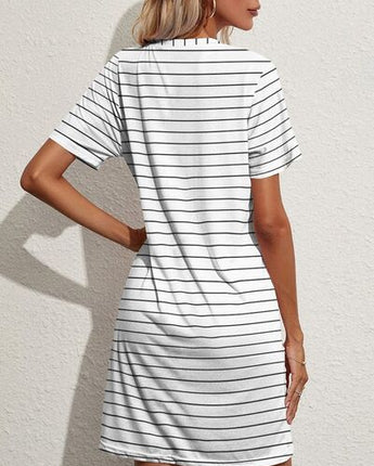 Pocketed Striped Round Neck Short Sleeve Dress (Sizes S-XL)