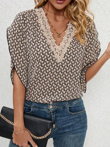 Lace Detail Printed V-Neck Half Sleeve Blouse (S-2XL)